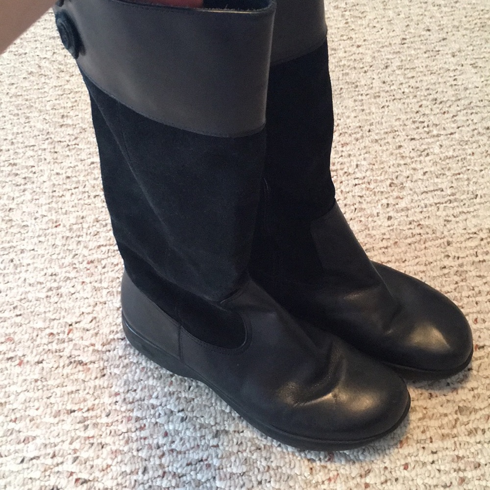 DANSKO BLACK BOOTS